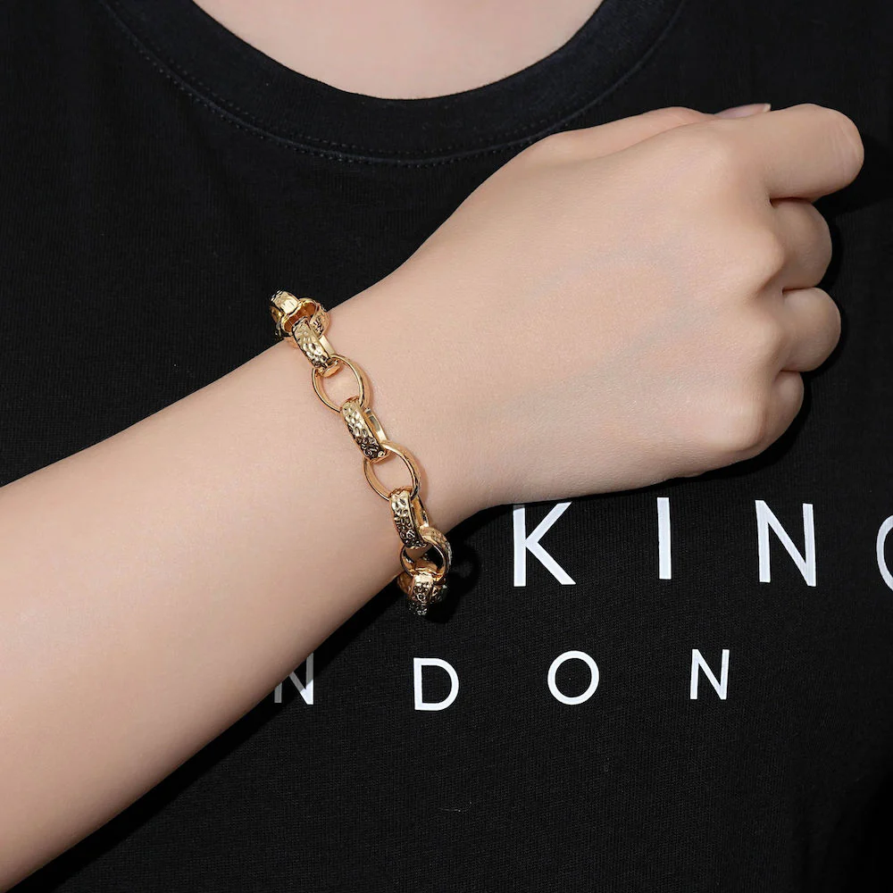 10mm Gold Oval Belcher Hammered Pattern Bracelet - Image 4