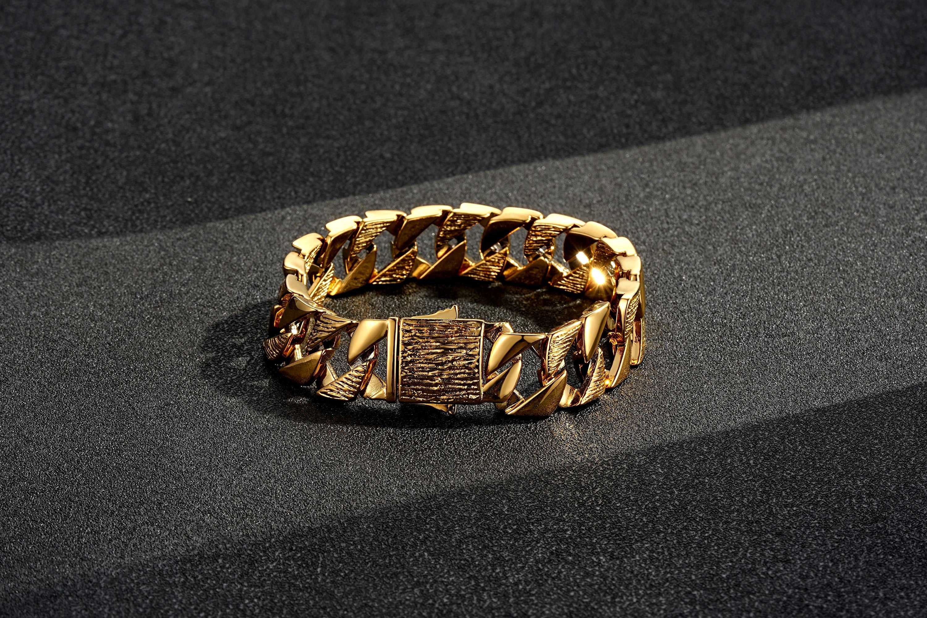 Gold Curb Bracelet 14mm - Image 3
