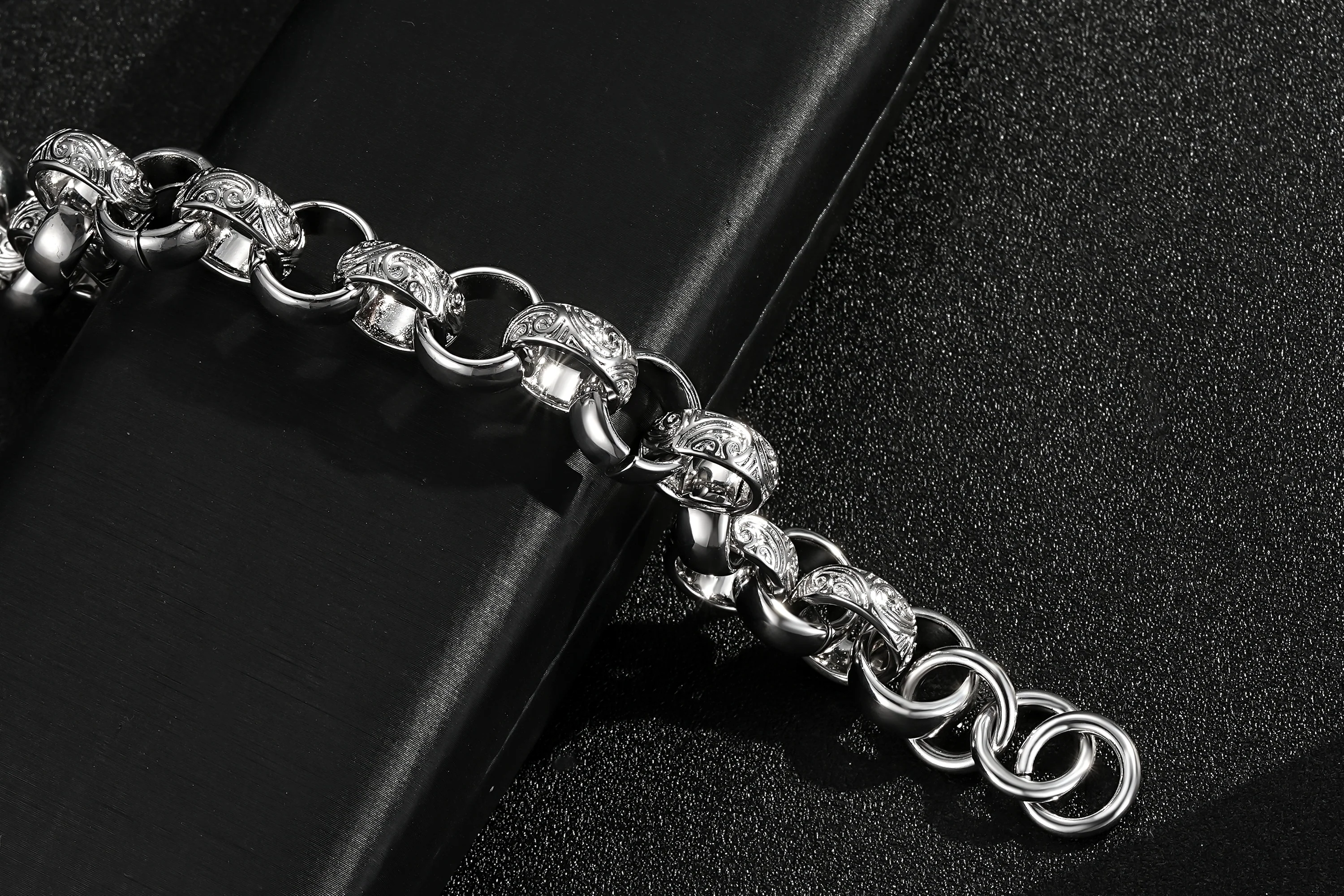 Luxury Silver 15mm Alternate Ornate Belcher Bracelet - Image 4