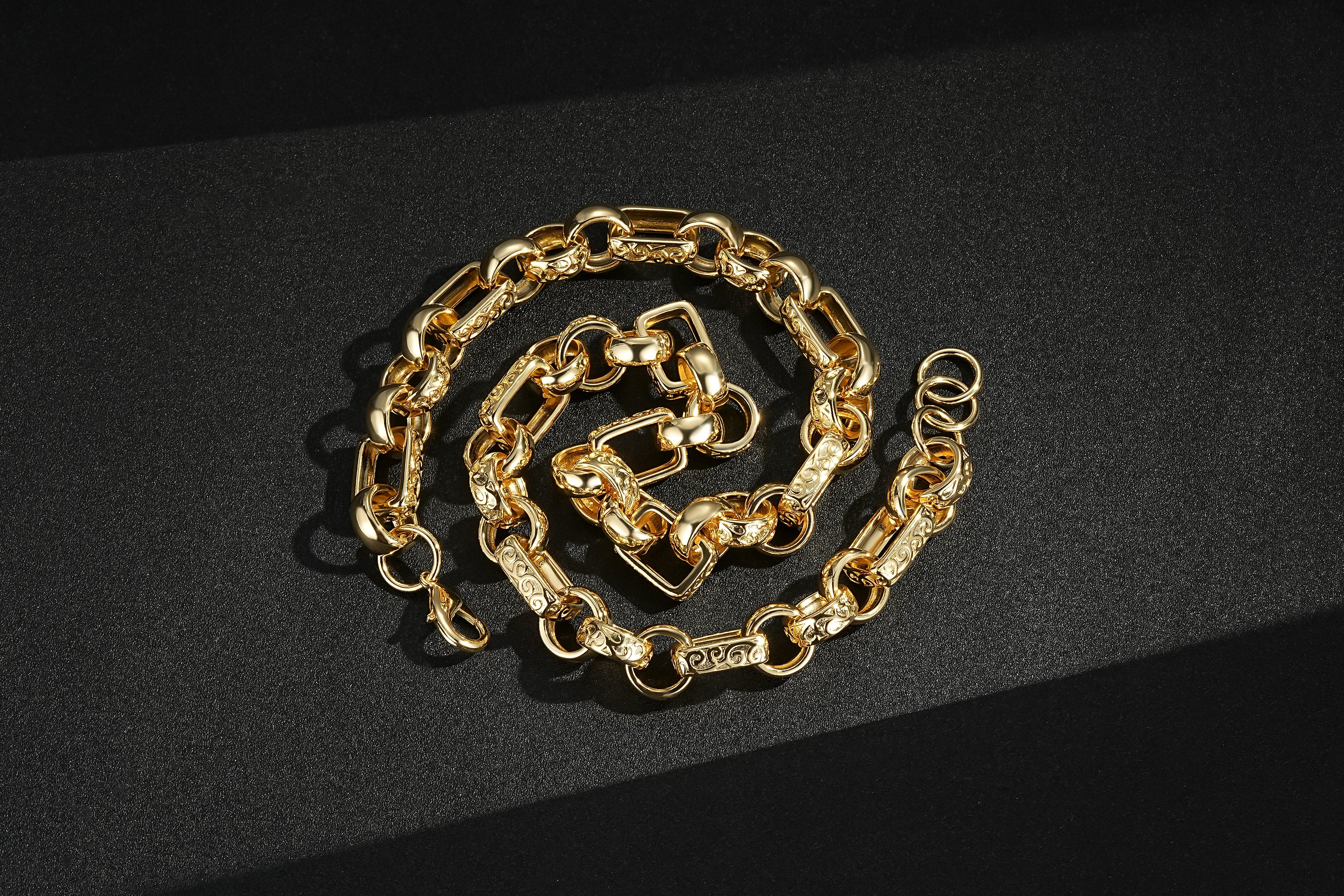 Luxury Gold 10mm Gypsy Link Belcher Chain with Albert Clasp - 24 Inches - Image 3