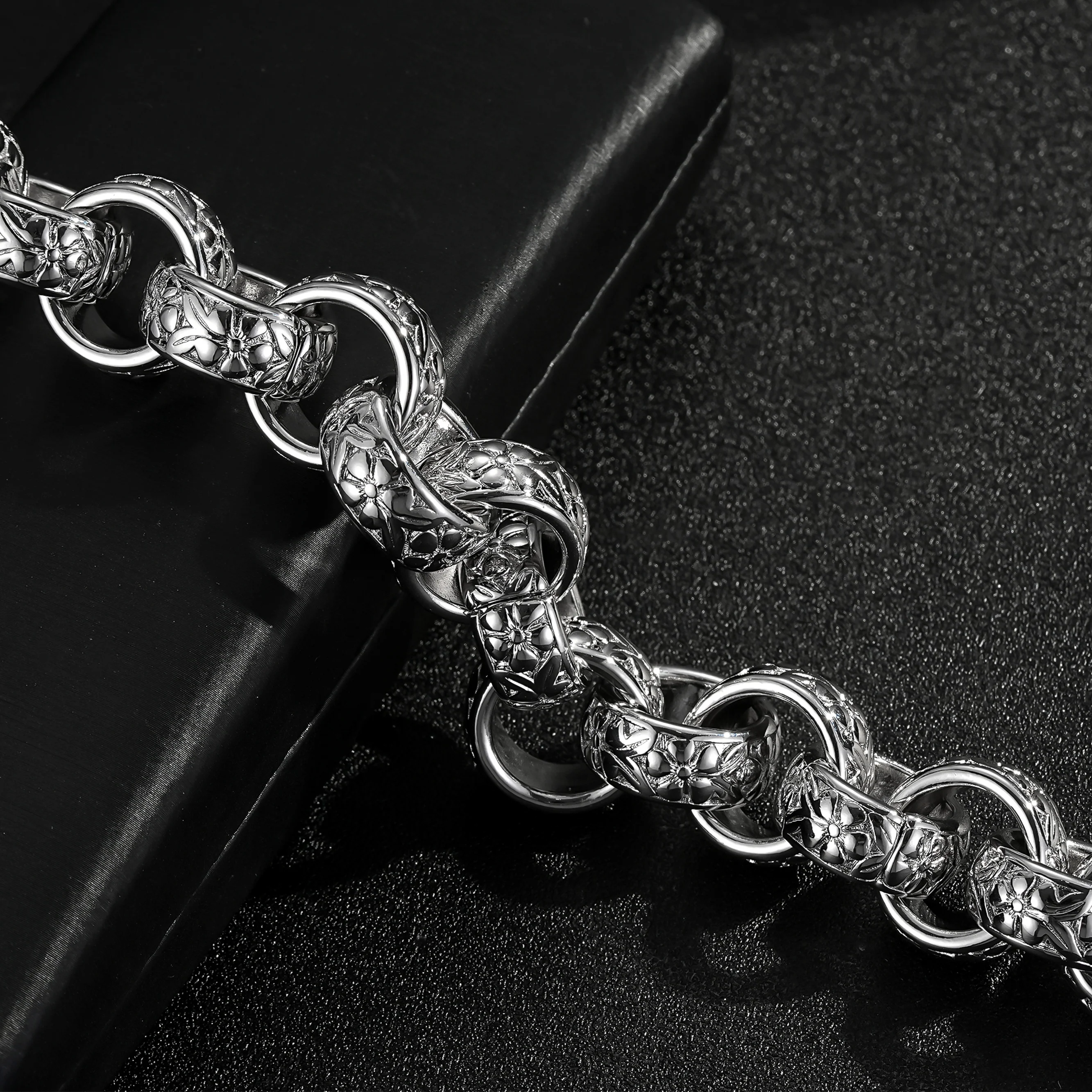 Silver Ornate Belcher Bracelet 20mm - Image 2