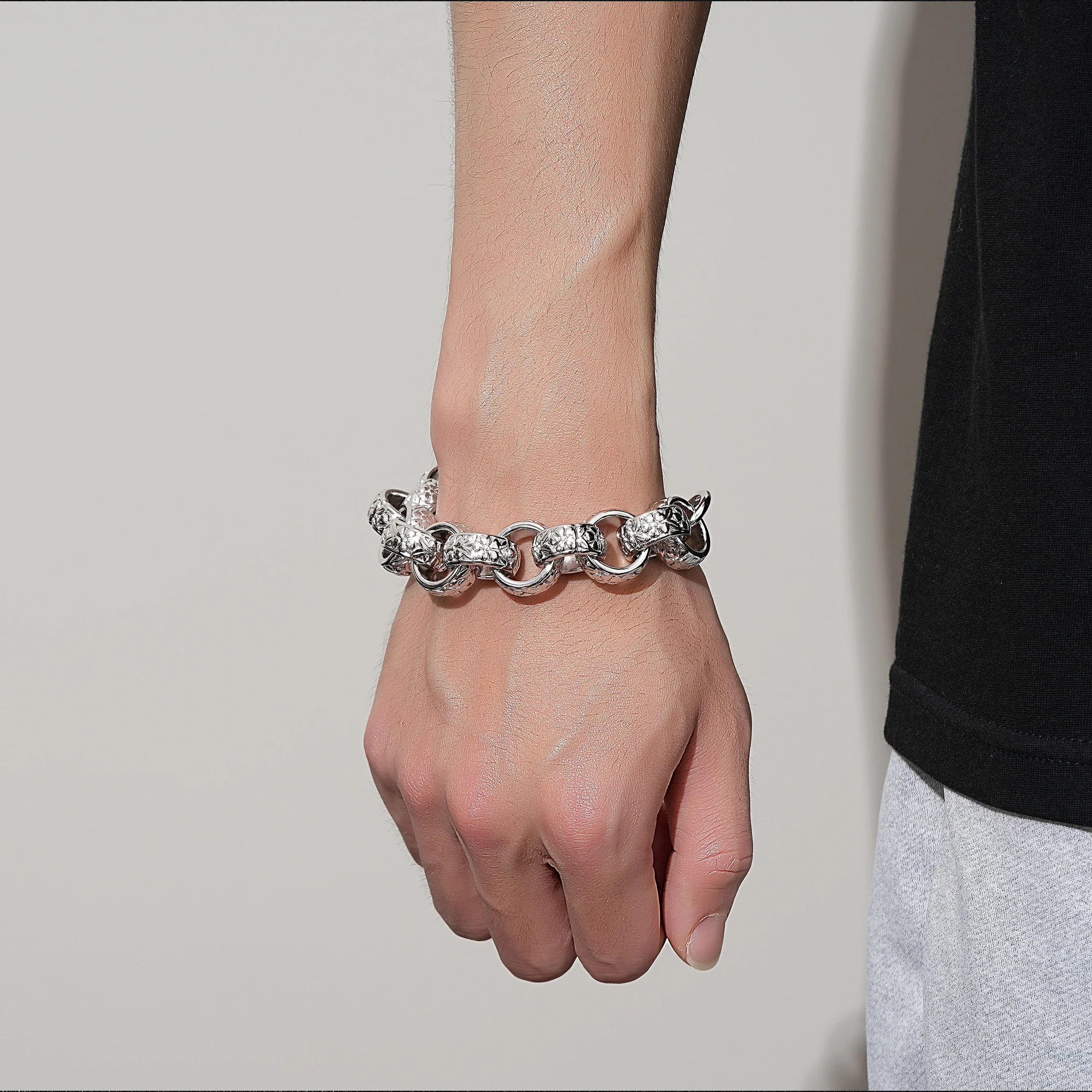 Silver Ornate Belcher Bracelet 20mm - Image 4