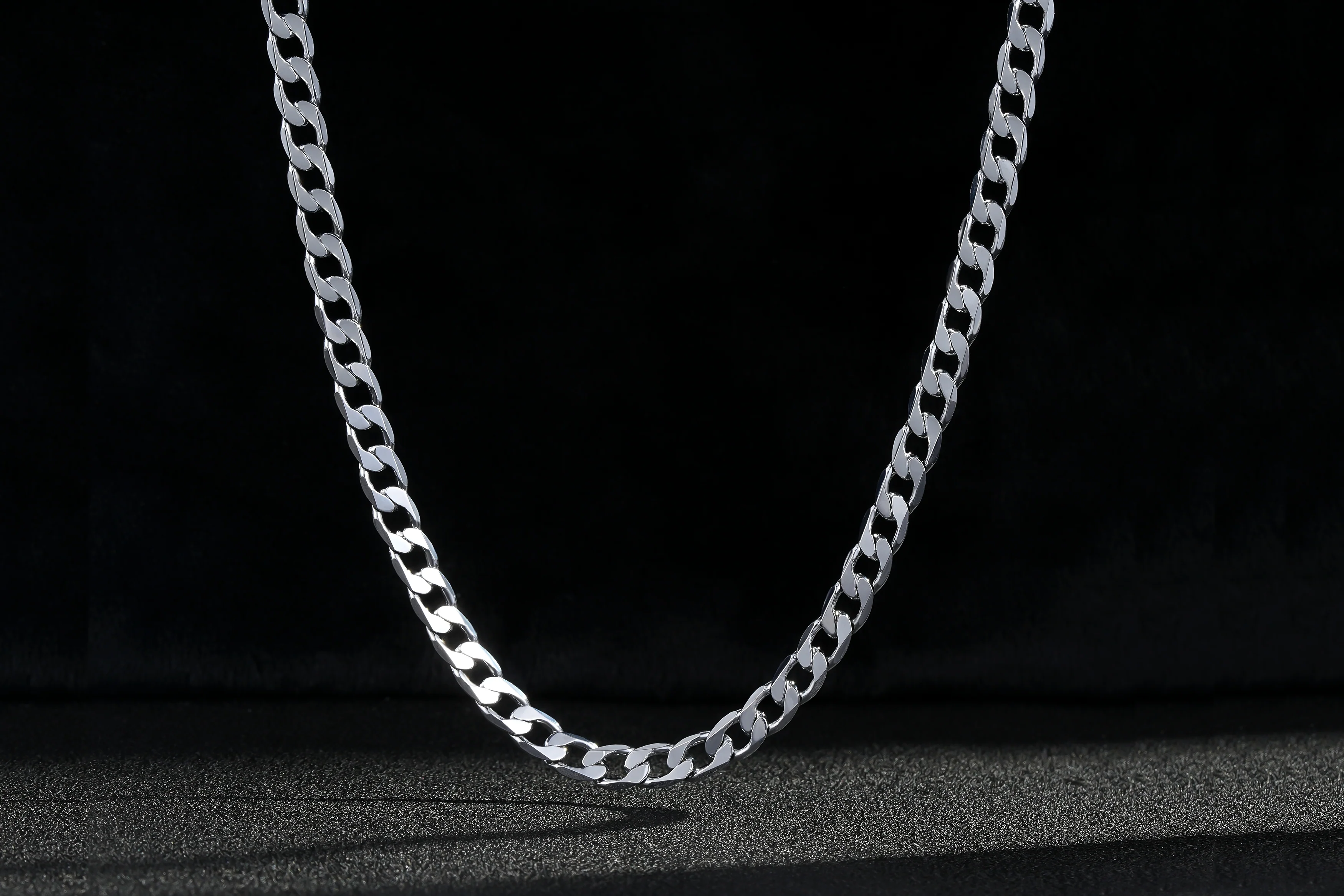 Silver Curb Chain Necklace 6mm - Image 2
