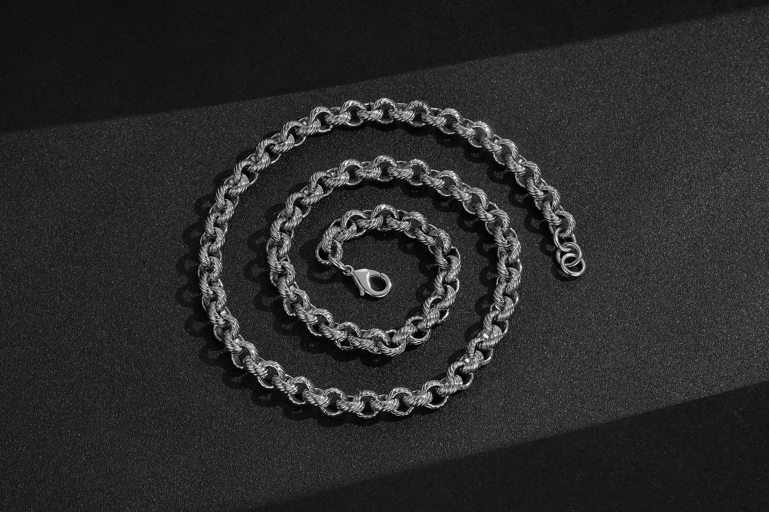 Silver Diamond-Cut Patterned Belcher Chain 8mm - Image 2