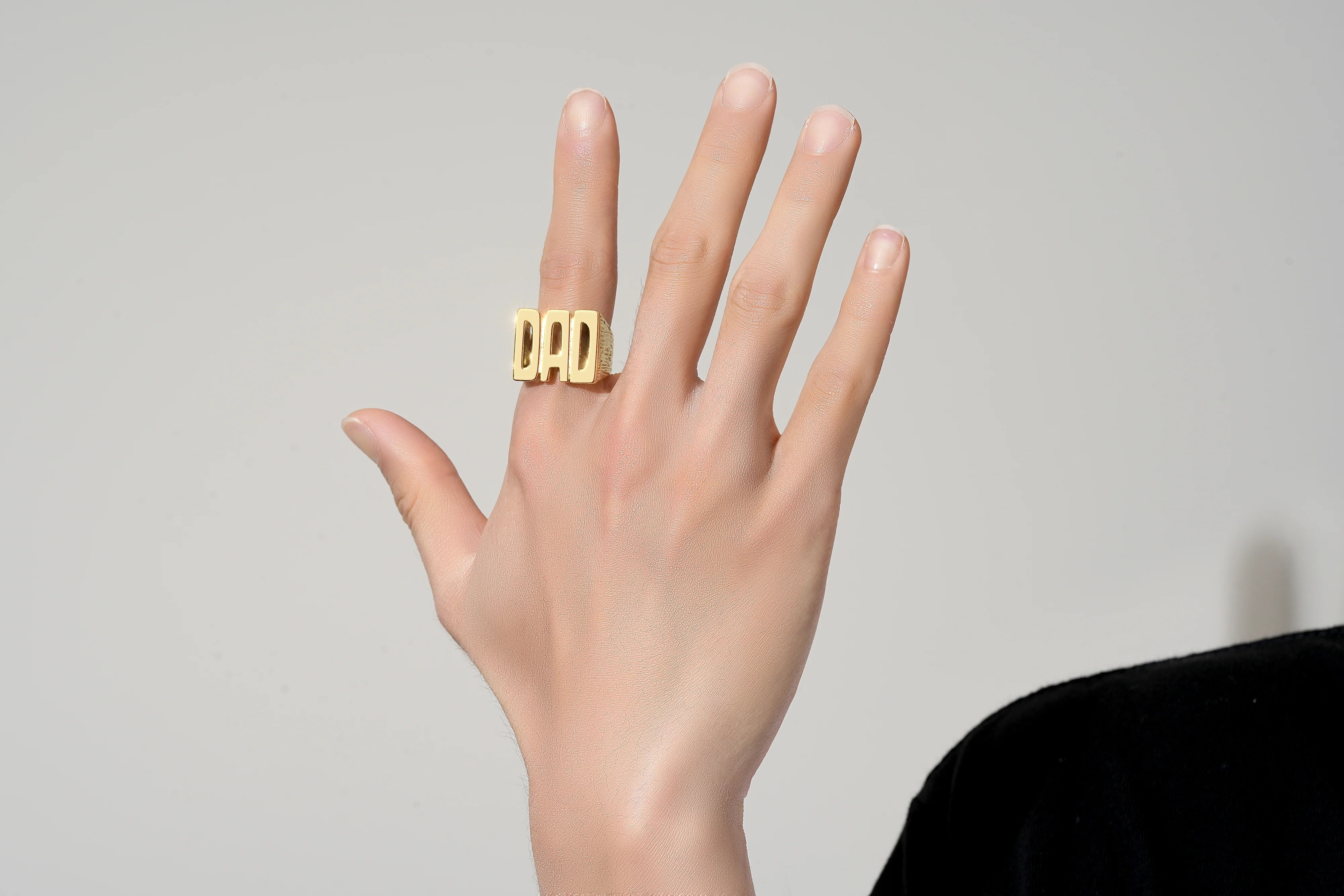 Gold Best Dad Ever Ring Barked - Image 3