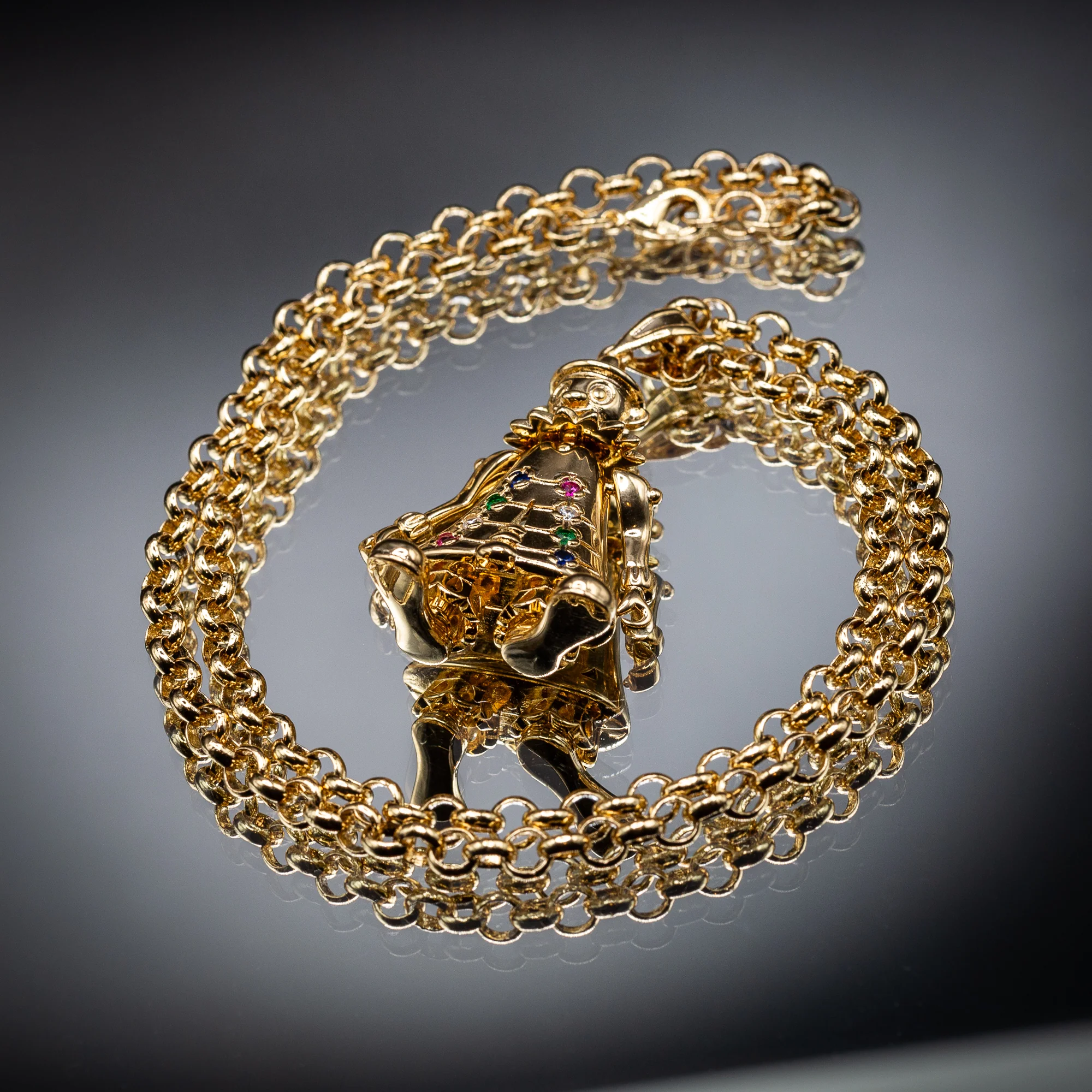 New Gold Large 3D Clown Pendant with Belcher Chain - Image 5