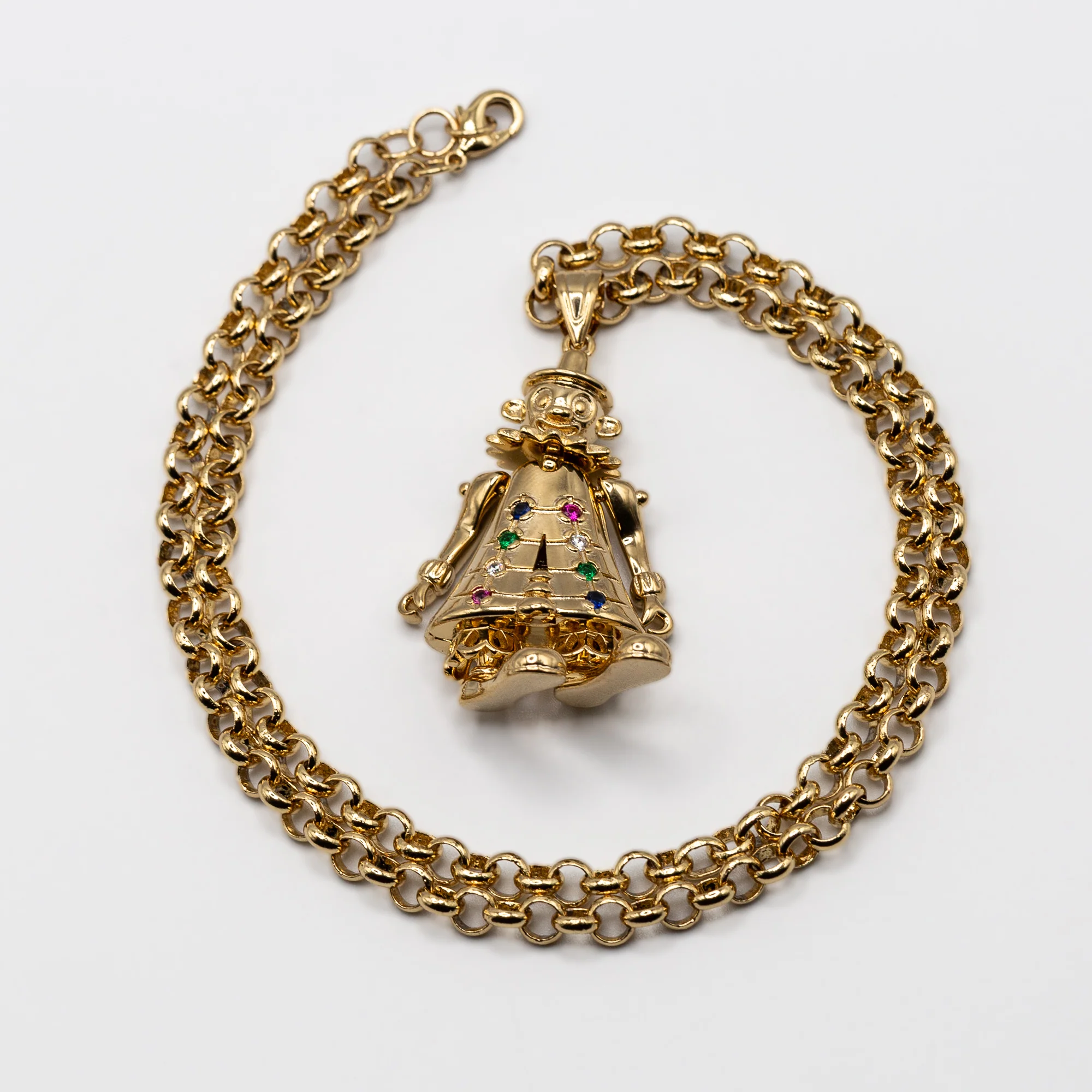 New Gold Large 3D Clown Pendant with Belcher Chain - Image 6