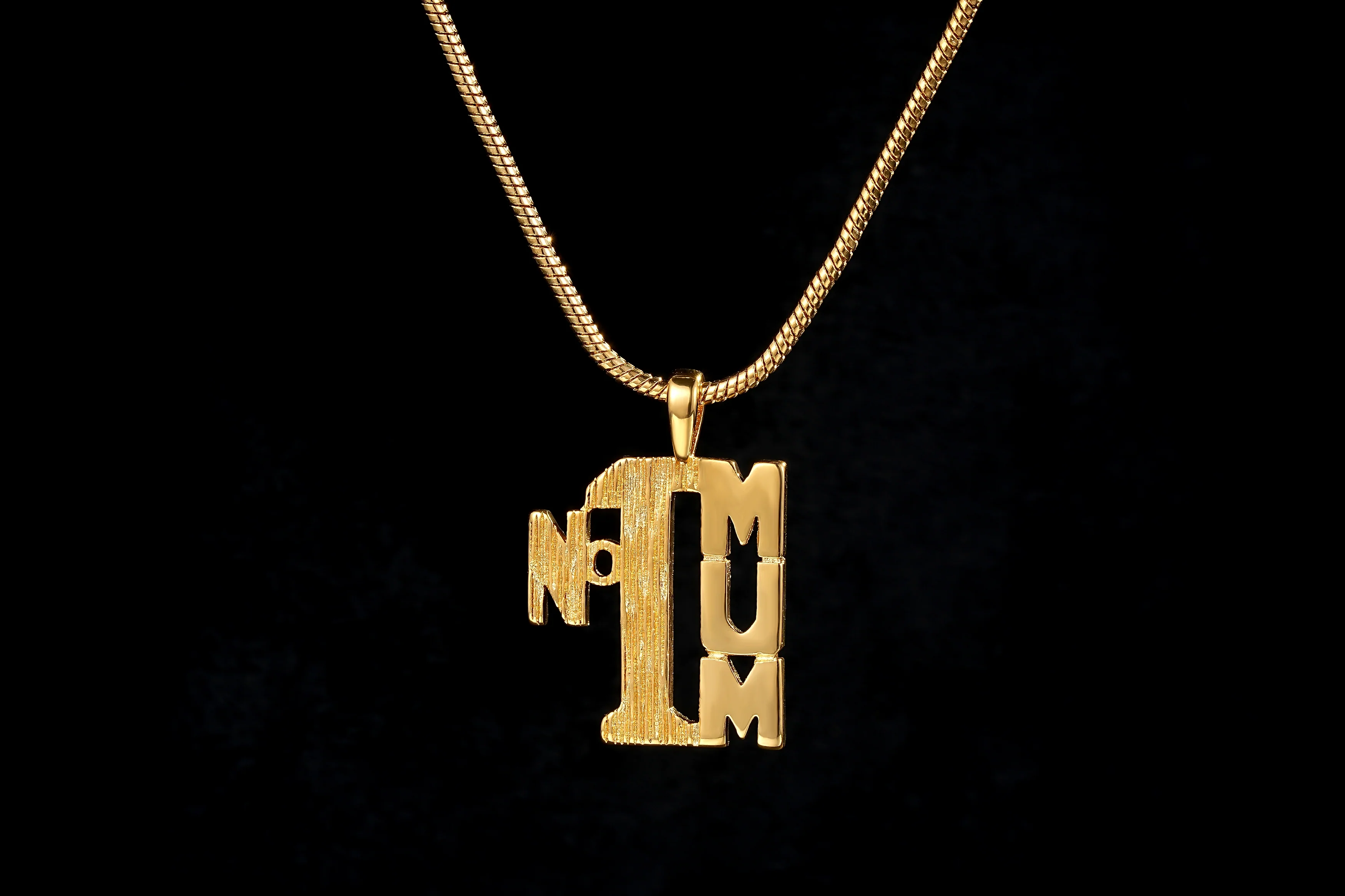 Gold No1 MUM Pendant Necklace 22inches - Image 2