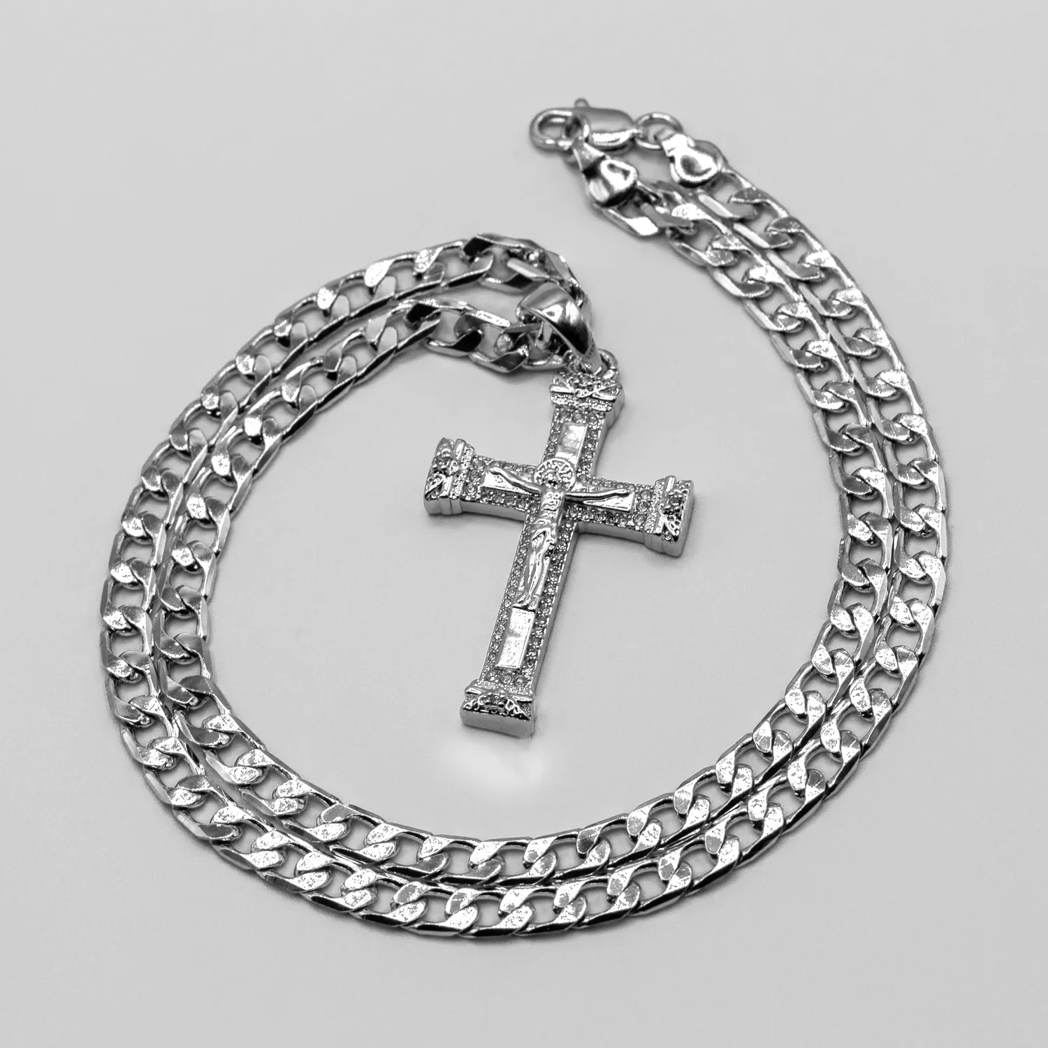 Silver Jesus Crucifix Pendant Necklace 24inches - Image 2