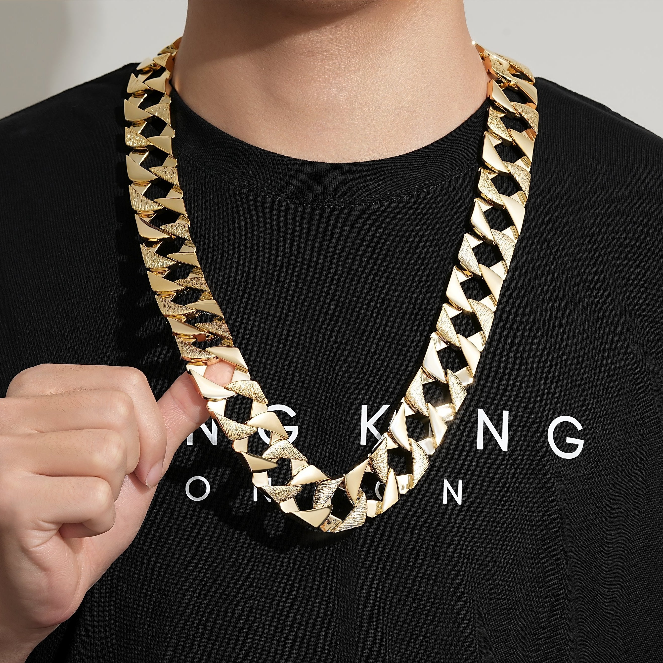 Gold Bark-Chaps Curb Chain 27mm - Image 4