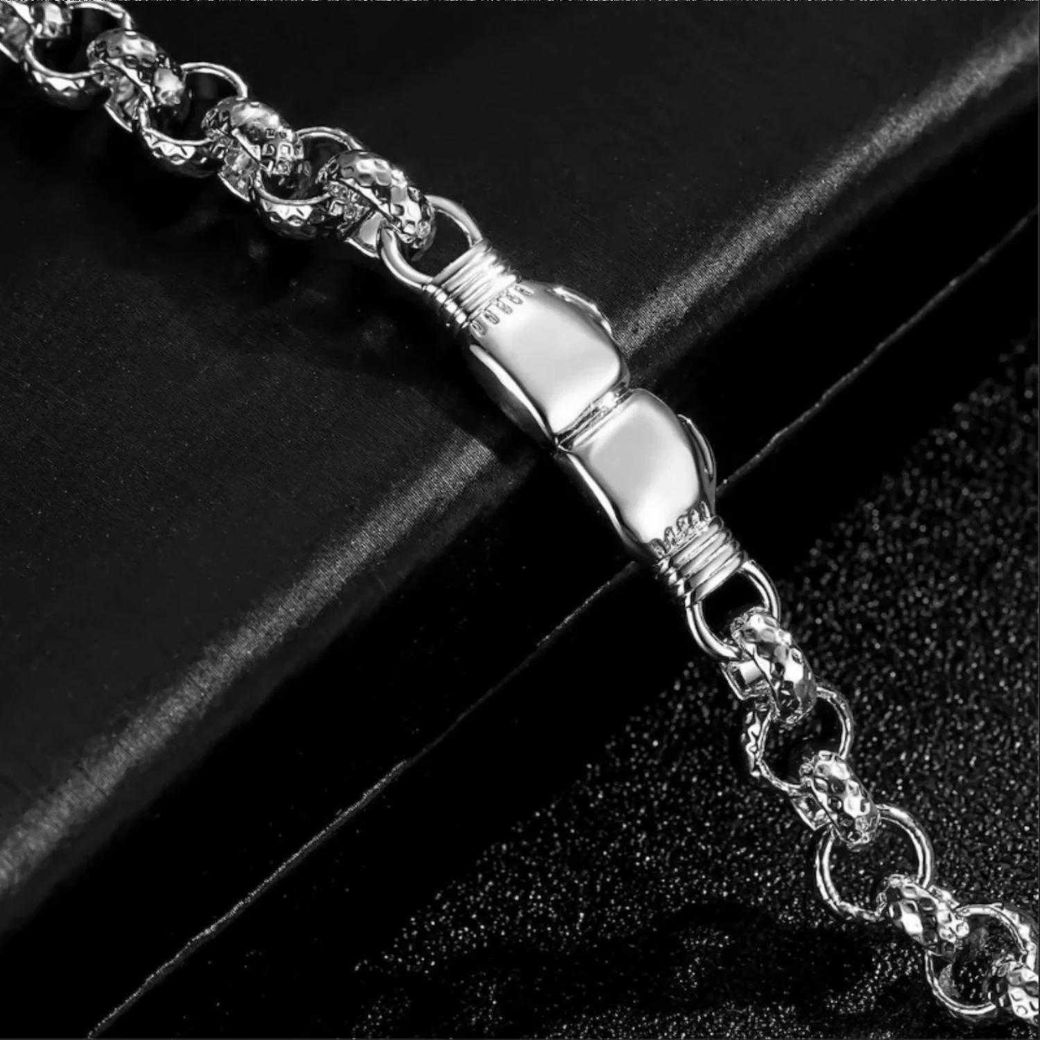 New 8mm Silver Double Boxing Glove Belcher Bracelet 8 Inches - Image 3