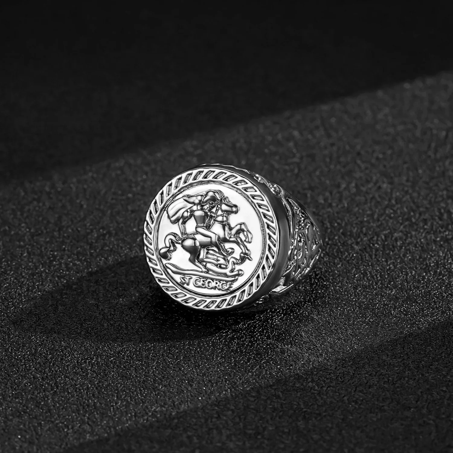 New Silver St George Dragon Slayer Sovereign Adjustable Ring - Image 3