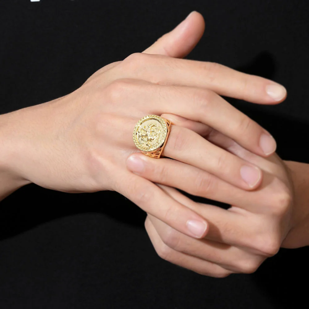 Gold St George Sovereign Ring XXL - Image 2