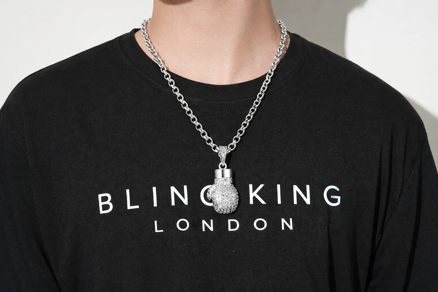Silver Boxing Glove Pendant Necklace 22inches - Image 4