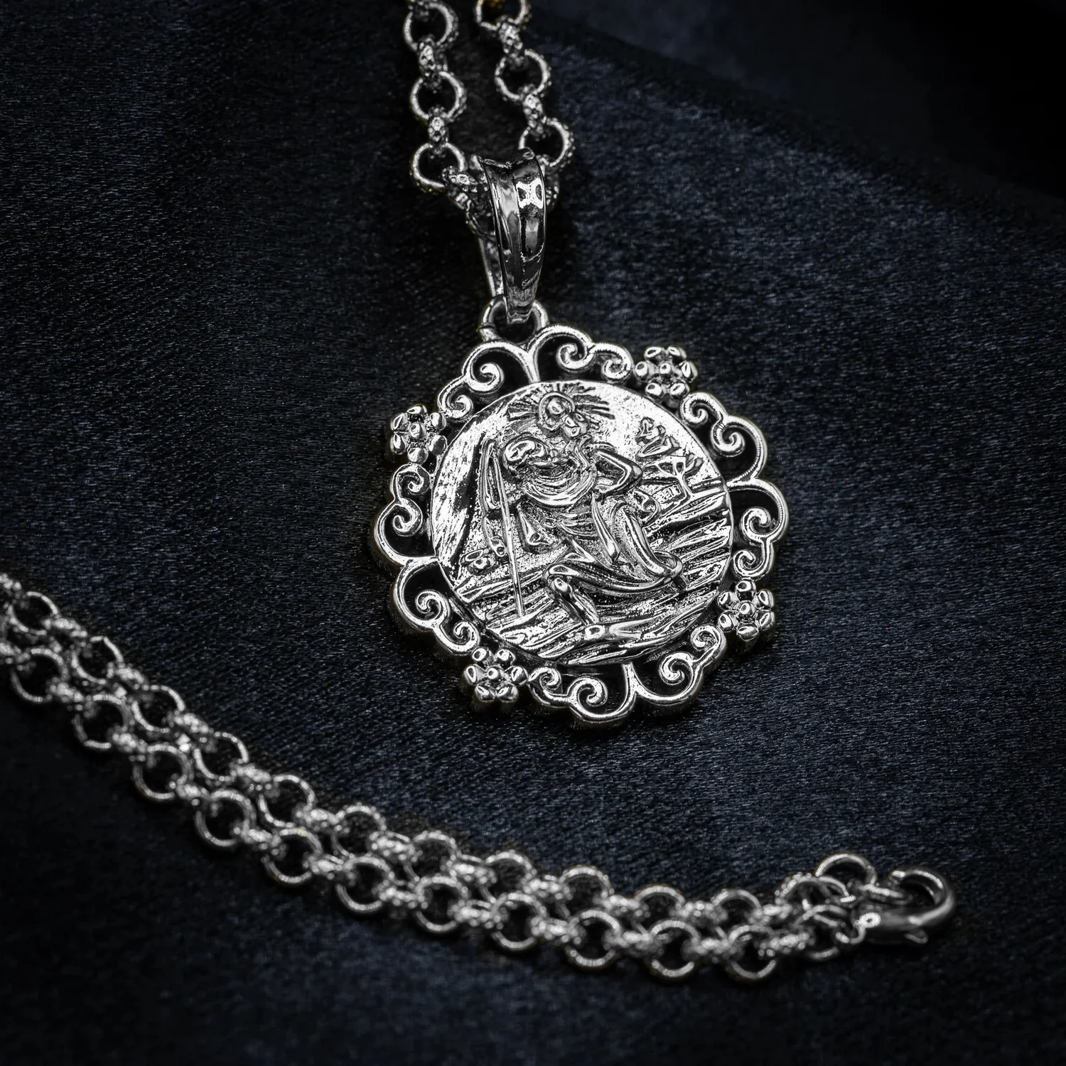Waterproof Silver St Christopher Pendant - Image 5